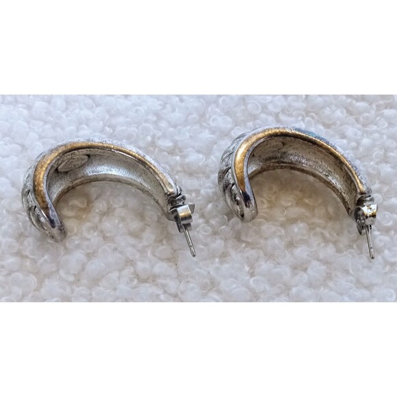 Premier Designs Vintage Silvertone Antique Look Crescent Half Hoop Earrings 1.25 - Picture 8 of 8